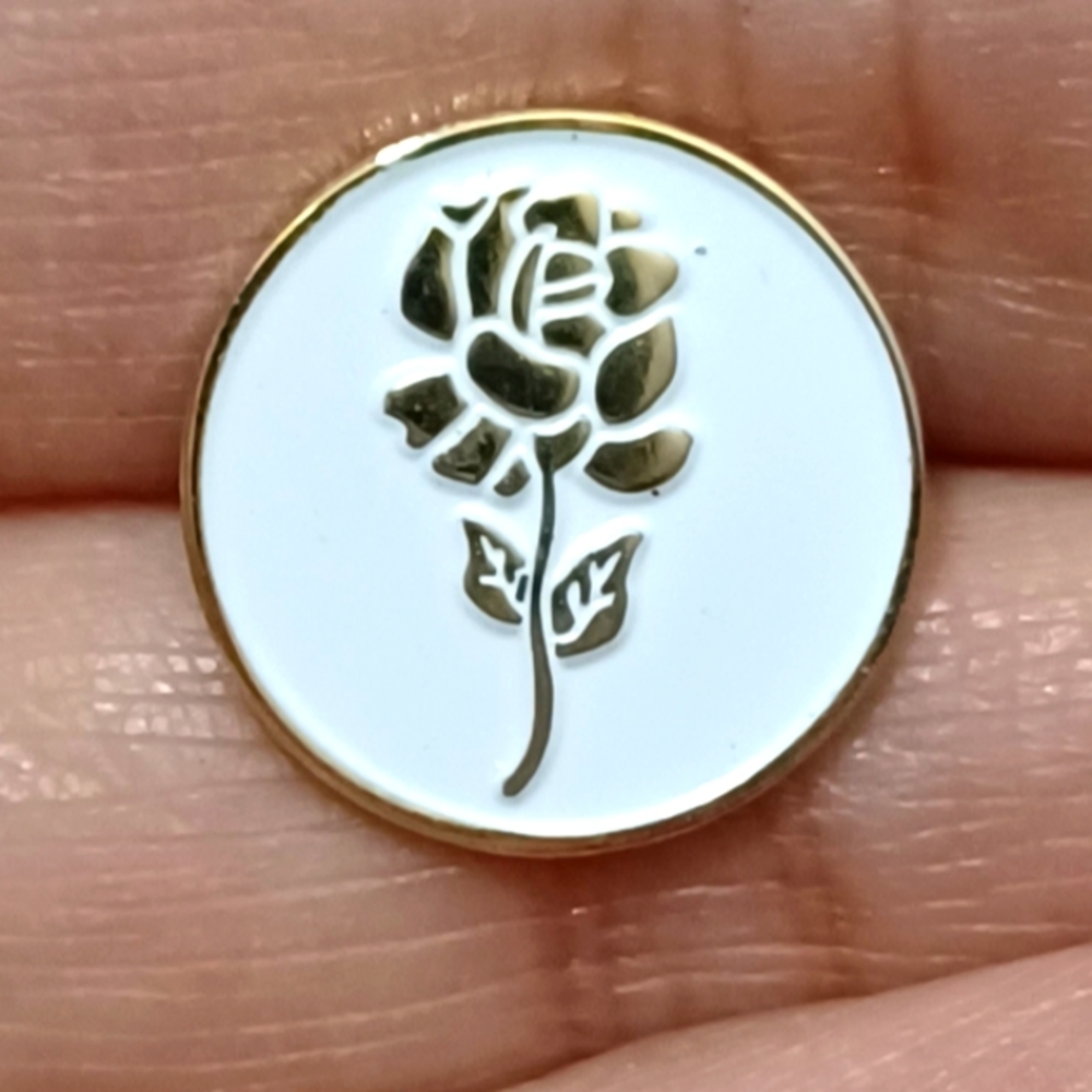 CIRCLE ROSE LAPEL PIN - Picture 2 of 4
